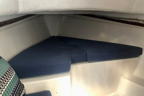 Newport Venture 23, 1976 sailboat