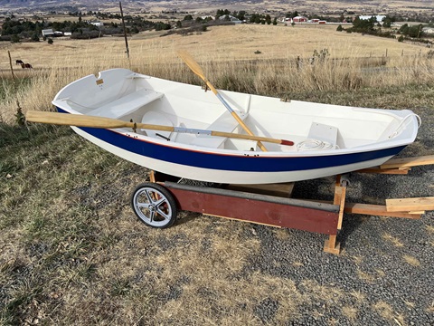 Nutshell Pram, 7.5 foot sailboat