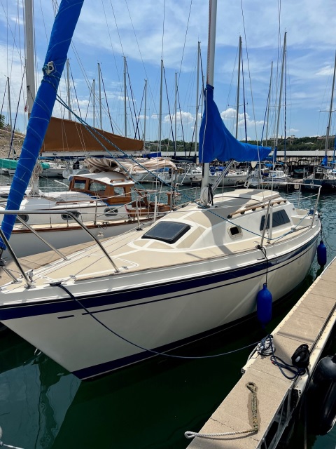 O'day 26, 1984 sailboat