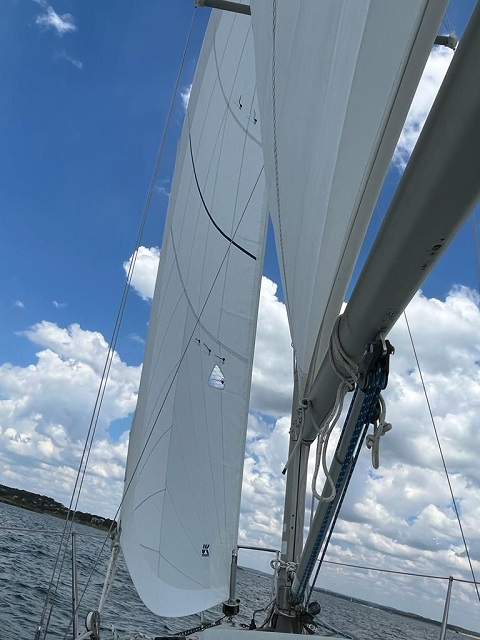 Ericson Olson 25, 1988 sailboat