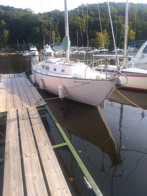 Pearson 35, 1975 sailboat