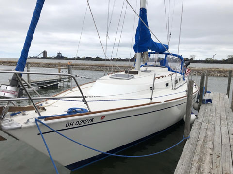 Pearson 36-2, 1985 sailboat