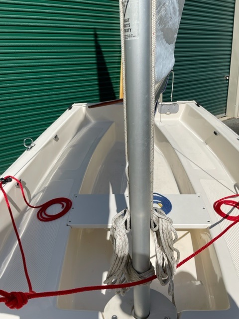 American sail Pennant 10 Dinghy, 2004 sailboat