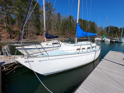 Ranger 33, 1976 sailboat