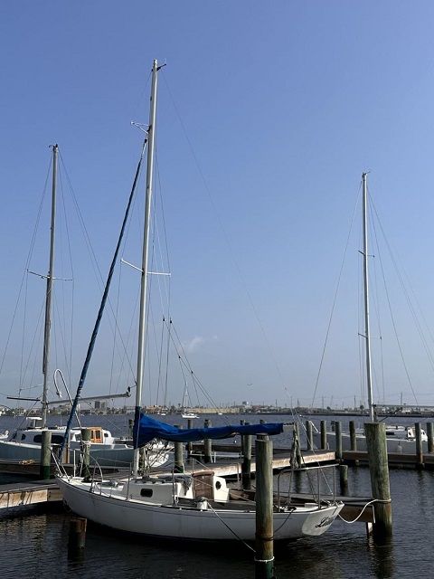 Sea Sprite 23, 1981 sailboat