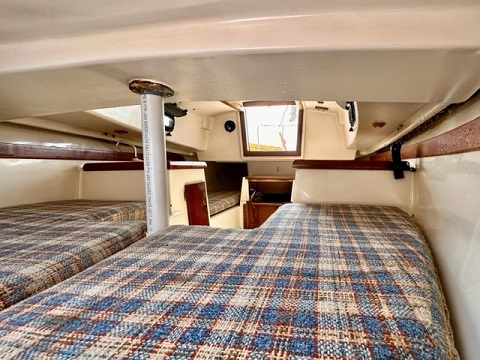 Sea Sprite 23, 1981 sailboat