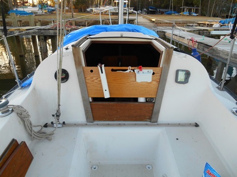 Sovereign 7.0 (23-foot), 1981 sailboat