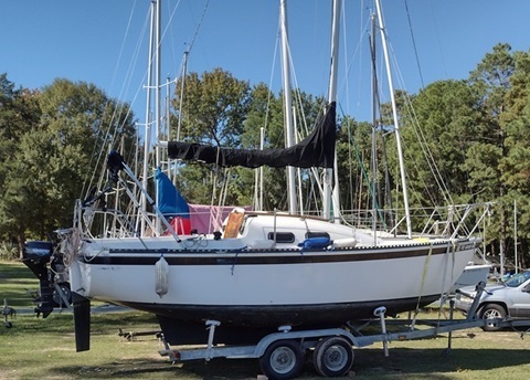Sovereign 7.0 (23-foot), 1981 sailboat