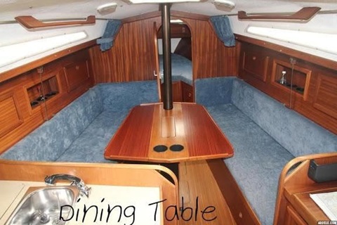 Bavaria 960, 32' sailboat