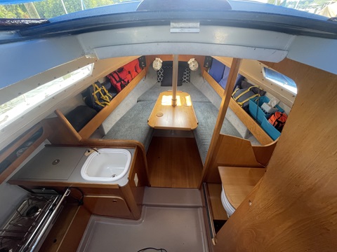 Beneteau 235, 1989 sailboat