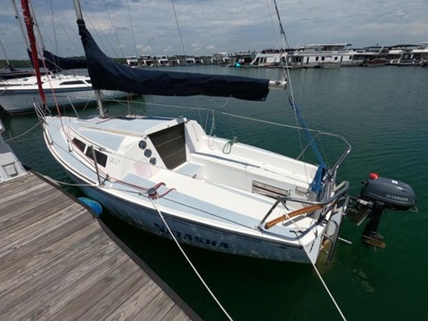 Cal, 22', 1985 sailboat