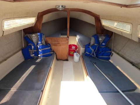 Cal, 22', 1985 sailboat