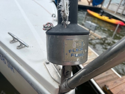 Catalina Capri 22, 1998 sailboat