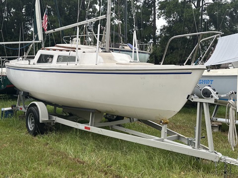 Catalina 22, 1980 sailboat