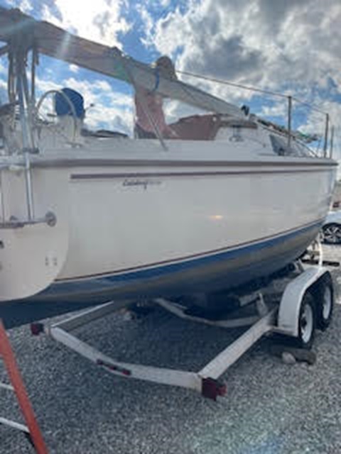 Catalina 25, wing keel, 1988 sailboat