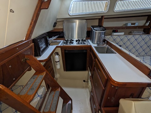 Catalina 30, 1979 sailboat