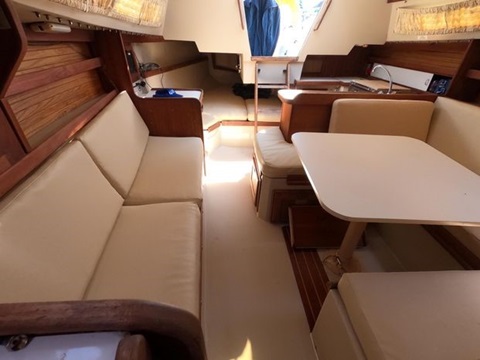 Catalina 30, 1989 sailboat