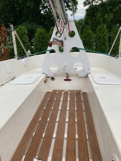 Com-Pac 16, 1984 sailboat