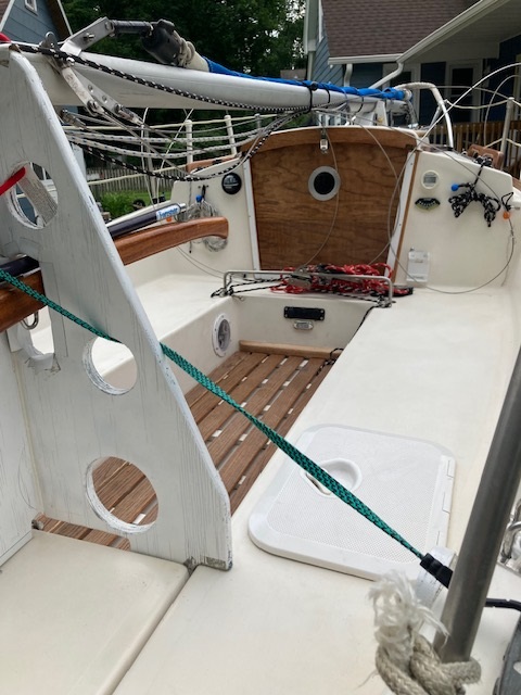 Com-Pac 16, 1984 sailboat