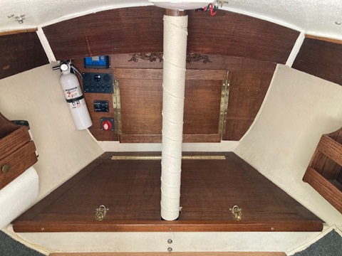 Com-Pac 16, 1984 sailboat