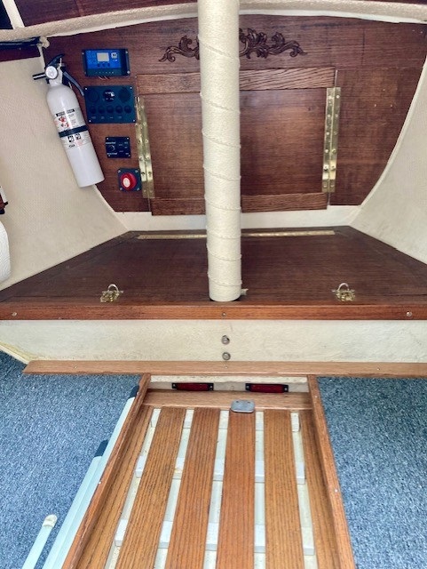 Com-Pac 16, 1984 sailboat