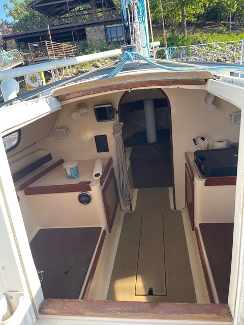 Freedom 21, 1984 sailboat