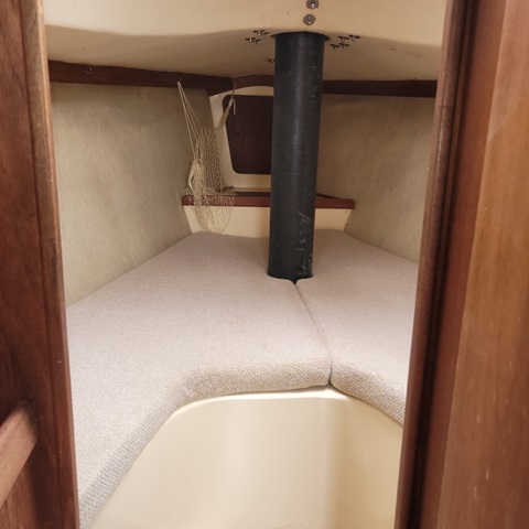 FREEDOM 25, 1984 sailboat