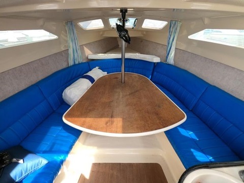 Hunter, 26', 1996 sailboat