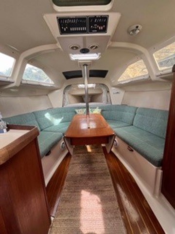 Hunter 29.5 sailboat