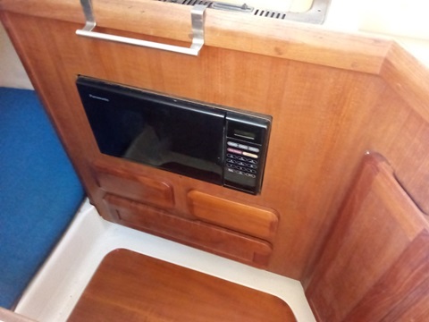 Hunter 29.5, 1995 sailboat