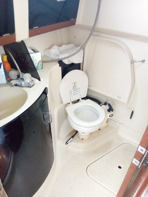 Hunter 29.5, 1995 sailboat