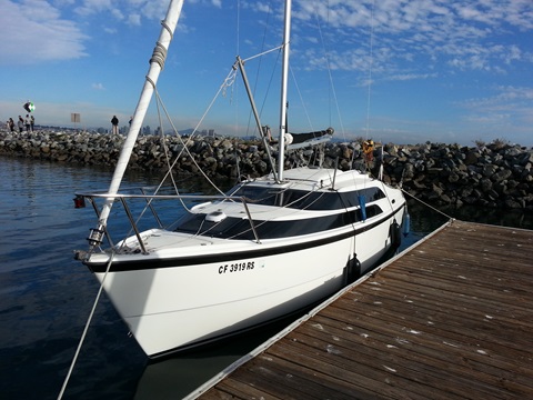 MacGregor 26M, 2009 sailboat