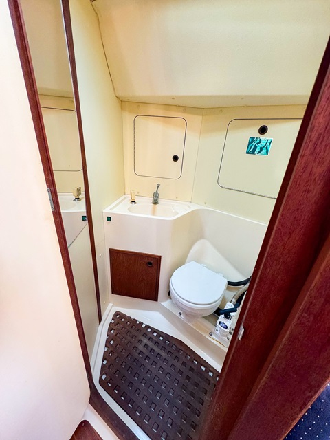 CS 36 Merlin, 1988 sailboat
