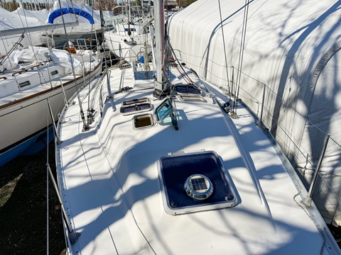 CS 36 Merlin, 1988 sailboat