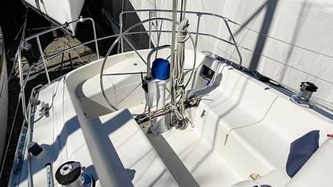 CS 36 Merlin, 1988 sailboat