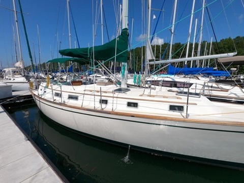 Pearson 385 CC, 1984 sailboat
