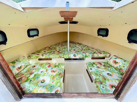 Sanibel 17, 1986 sailboat