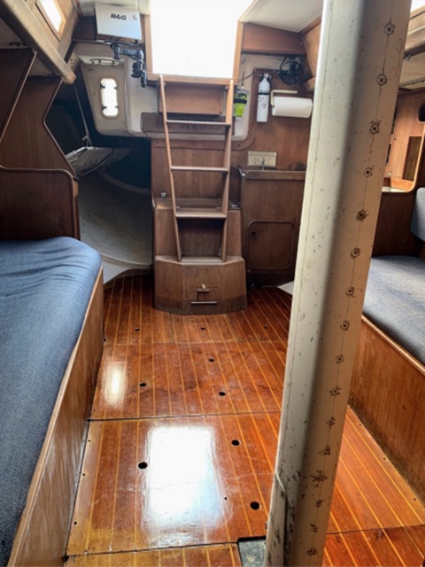 Tripp 37, 1987 sailboat