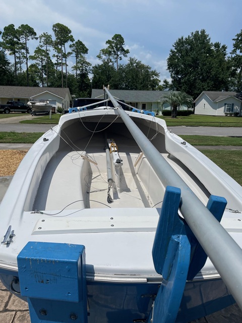 American 16 Daysailer, 1976 sailboat