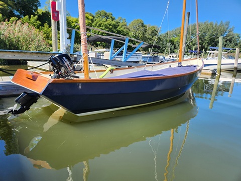 Bristol Lugger, 1979 sailboat