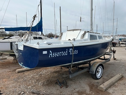 CATALINA 22, 1978 sailboat