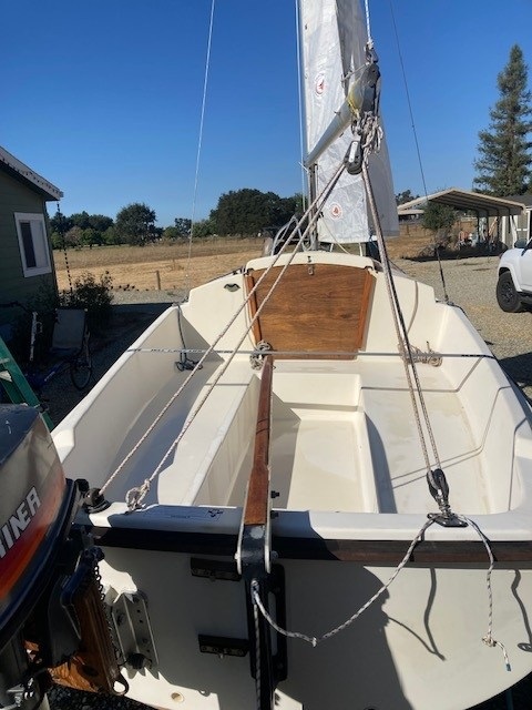 COMPAC 16, 1984 sailboat