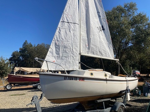 COMPAC 16, 1984 sailboat