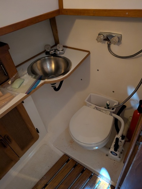 Com-Pac 27/2 sailboat