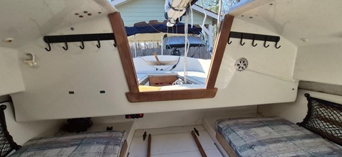 Com-Pac Sun Cat, 2006 sailboat