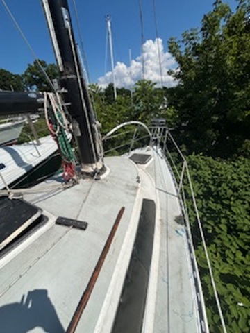 Freedom 25, 1985 sailboat