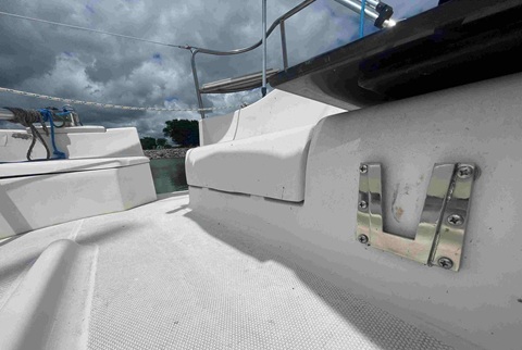 Hunter 240, 2003 sailboat