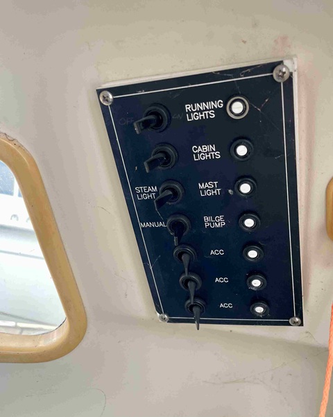 Hunter 240, 2003 sailboat