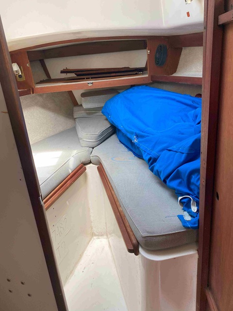 Hunter 30, 1979 sailboat