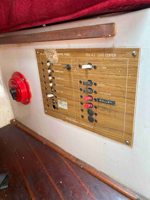 Hunter 30, 1979 sailboat